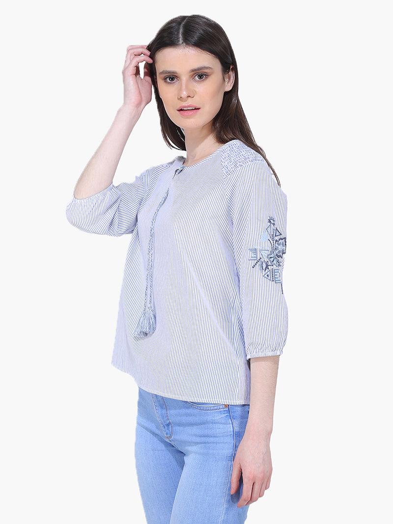 Cotton Blue and White Embroider Woman Top - MissGudi