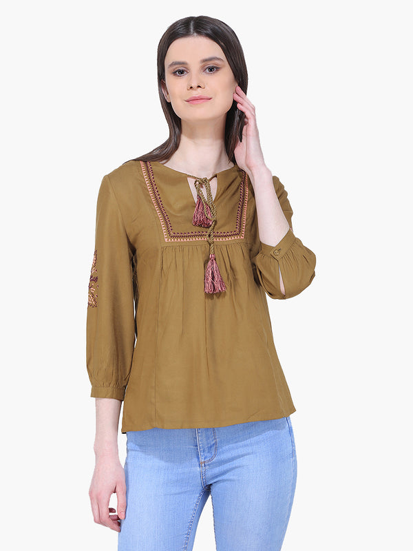 Olive Green Embroidered Woman Top - MissGudi